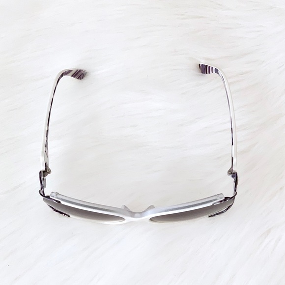 Pucci sunglasses - Picture 3 of 8